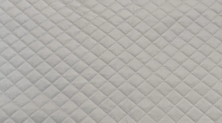 velvet pikowany cegiełka, tkanina velvet pikowana, velvet premium pikowany, materiał velvet cegiełka, velvet na kocyk, velvet dla dzieci, velvet pikowany na ocieplinie, tkanina dekoracyjna velvet, velvet tapicerski pikowany, miękki velvet pikowany,